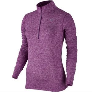 Nike element running top